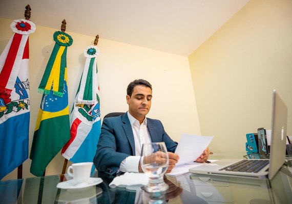 JHC: estamos abrindo as caixas pretas dos contratos