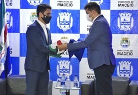 JHC vai elaborar decreto para reduzir passagem de ônibus