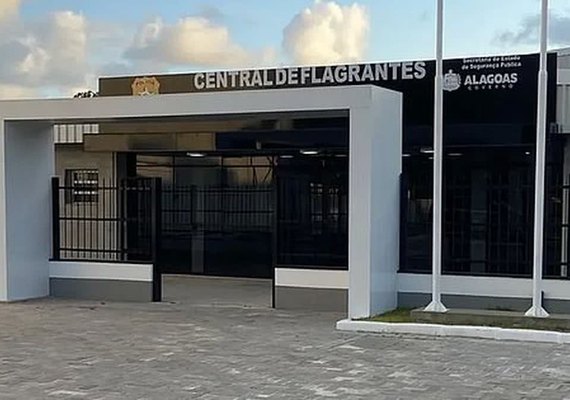 Pitbull morde criança dentro de condomínio e tutor é preso após ameaçar e xingar policiais