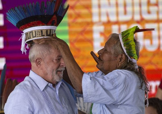 Lula demarca território dos índios Kariri-Xocó em AL