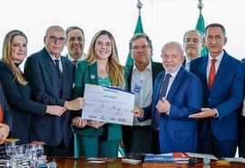 'Quando o governo quer, as coisas acontecem', diz Lula ao anunciar R$ 3,6 bi para terminar a Transnordestina