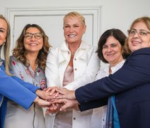 Xuxa se torna embaixadora da campanha de vacinação e Lula agradece