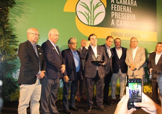 Klécio Santos participa de evento de homenagem a Rodrigo Maia