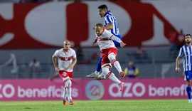 CRB vence o CSA com um a menos e larga na frente no Alagoano