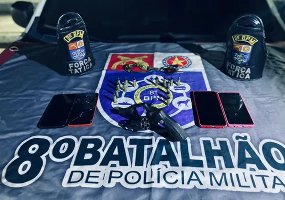 Homem é preso com arma e celulares roubados após troca de tiros com a PM em AL