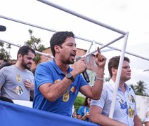 É preciso escolher bem os candidatos para que tantos alagoanos deixem de viver na pobreza', diz Rodrigo Cunha em Paripueira