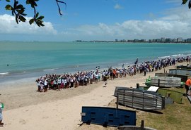 Maceió recebe ação do Dia Mundial de Limpeza de Praias
