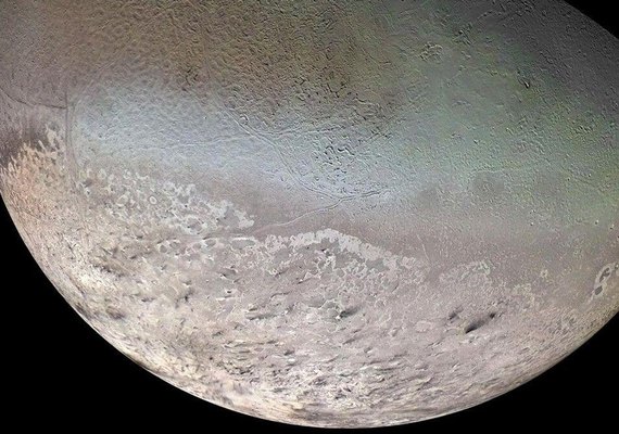 Estudo aponta que lua de Netuno pode ser original do planeta