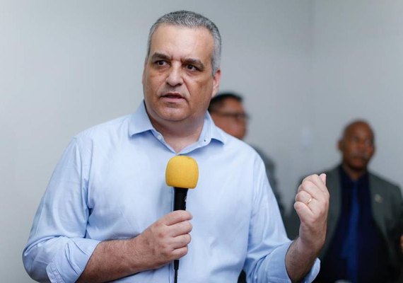 Eleitores estão recebendo ligações com pesquisa sobre candidato