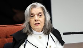 Cármen Lúcia acompanha Moraes e vota pela condenação de Eduardo Bolsonaro