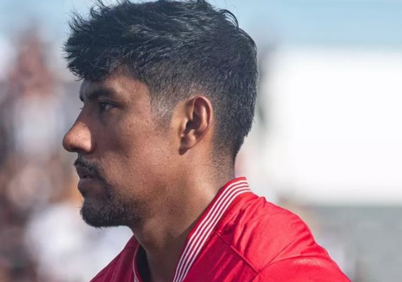 Luís Segovia sente a coxa e preocupa o CRB