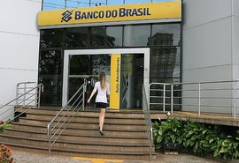 Agências bancárias só voltam a abrir na quarta-feira às 12h