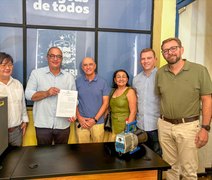 Seagri entrega equipamentos de pesquisa e beneficia 300 alunos da Ufal