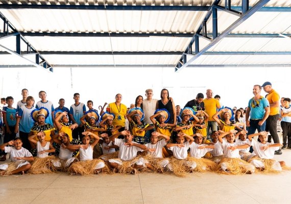 Projeto leva intercâmbio cultural e arte para escolas públicas de Maceió