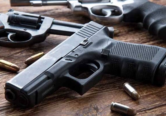 Bolsonaro altera decretos para ampliação acesso a armas no Brasil