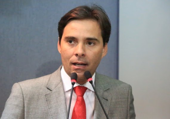 Kelmann diz que RF não tem o que dizer a moradores por não ter serviço prestado