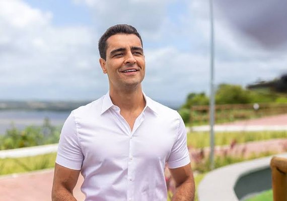 JHC só vai “falar” depois que a tia for ou não nomeada para o STJ