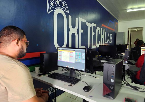 Secti promove workshops gratuitos de criação de sites e backend em Maceió