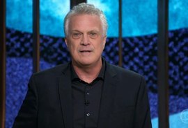 Pedro Bial faz xingamentos a Jair Bolsonaro em seu programa