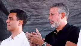 Lira reage a JHC e evita compromisso com o governo: 'acordo é com o povo'