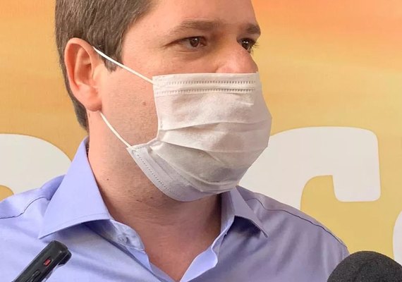 Davi Davino Filho atinge mais de 200 proposições em seu mandato