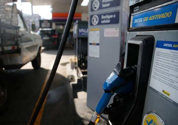 Senado aprova projeto que cria o auxílio-gasolina