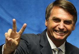 Bolsonaro pode ser punido por suposto caixa 2? Especialistas avaliam