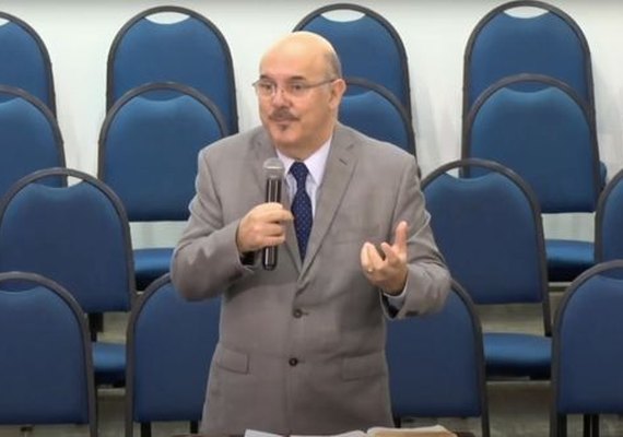 Pastor é nova indicação do presidente para o ministério da educação