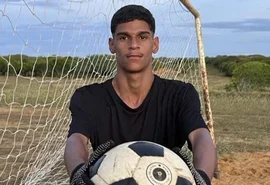 Chocante: saiba o valor que Luva de Pedreiro tem nas duas contas bancárias