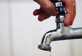 Moradores da Pitanguinha estão há três dias sem abastecimento de água