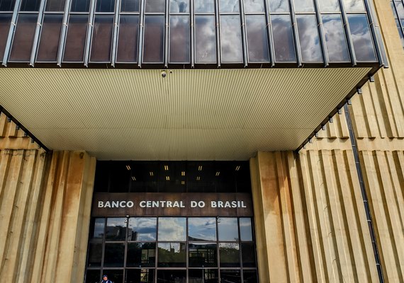 Copom inicia reunião que definirá taxa básica de juros