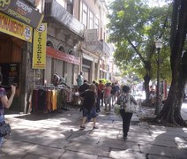 Vendas no comércio varejista crescem 1,6% em 2025, aponta IBGE