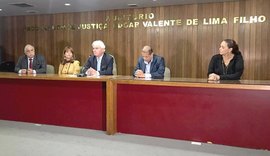 Diretora do TCE-AL palestra em evento sobre a Reforma da Previdência