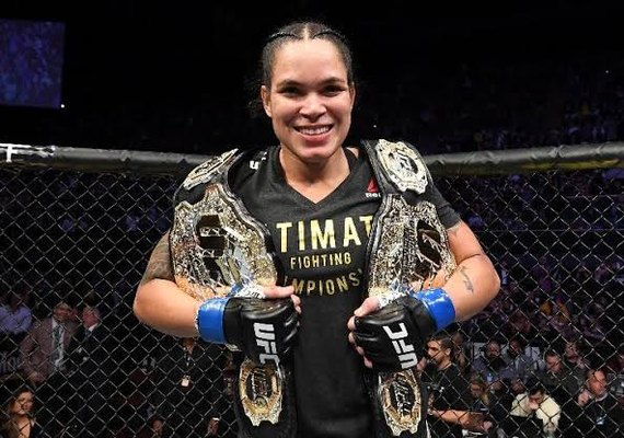 UFC 245: Amanda Nunes domina rival e vence por decisão unânime dos jurados