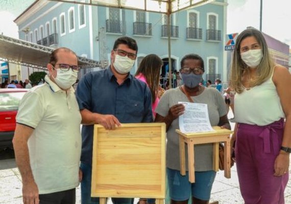 Prefeitura inicia padronização do comércio de ambulantes