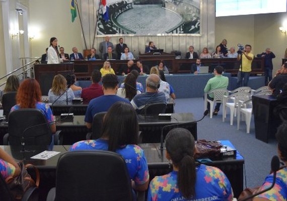 Assembleia Legislativa realizou nesta segunda-feira, 22,  uma sessão especial debatendo os desafios enfrentados pela pessoa com autismo