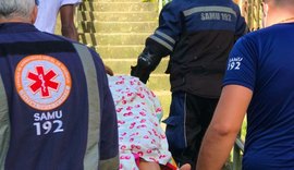 Socorristas do Samu realizam parto na Grota do Mocambo, em Maceió