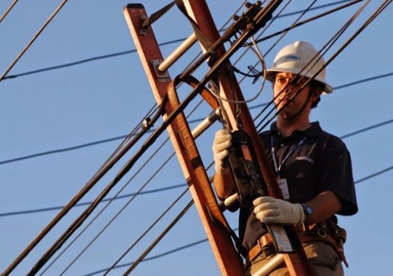Eletrobras AL informa calendário de manutenção do sistema elétrico no fim de agosto