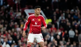 Casemiro anuncia saída do Manchester United ao fim da temporada