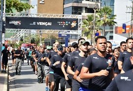 Milhares de pessoas participam do 1º Corridão do Raio na Orla de Pajuçara