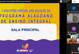 Seduc promove mais de 1.100 formações com professores