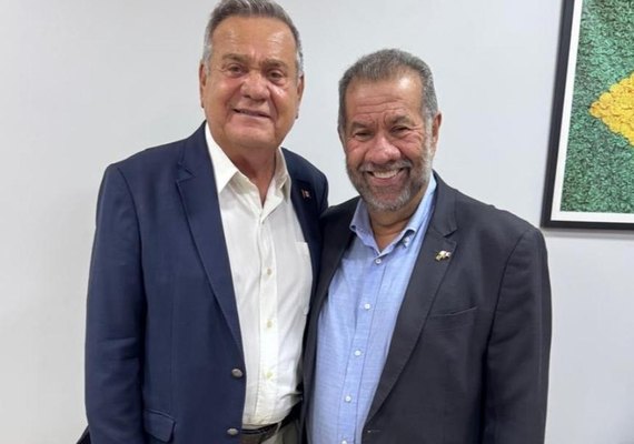 Lessa surpreende, conversa com PSDB e pode dar guinada à direita