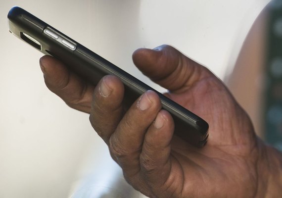 Celulares irregulares serão bloqueados a partir de hoje em 10 estados