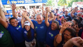 Caravana de Renan Filho mobiliza apoiadores no Agreste e Sertão