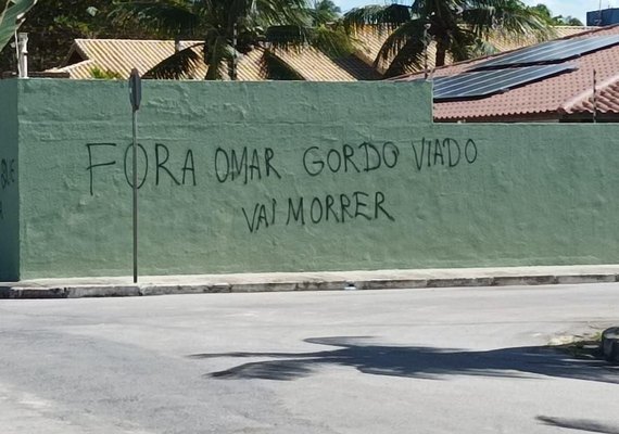 Casa do presidente do CSA é alvo de vandalismo