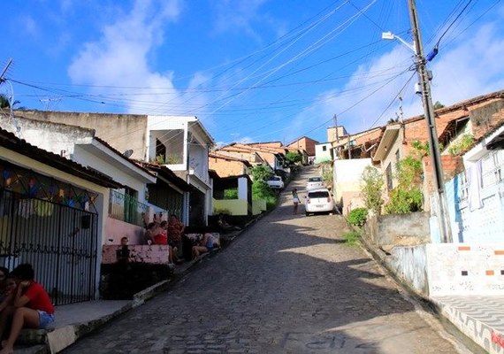 Moradores sentem novos tremores de terra em bairros de Maceió