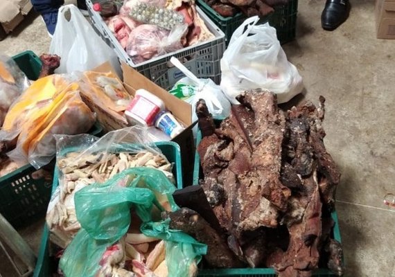 Vigilância Sanitária apreende 400kg de alimentos em mercado de Ipioca