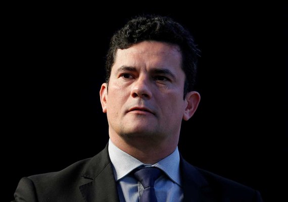 Emperrada, Lava Jato de SP vai para as mãos de Moro e Bretas