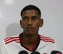 'Caiu sobre minha virilha e me mordeu': torcedor explica briga com dirigente do Flamengo