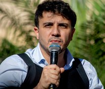 Renan Santos defende bombas atômicas para Brasil em sabatina na TV Globo